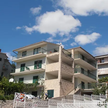 Apartment Studio Besker *