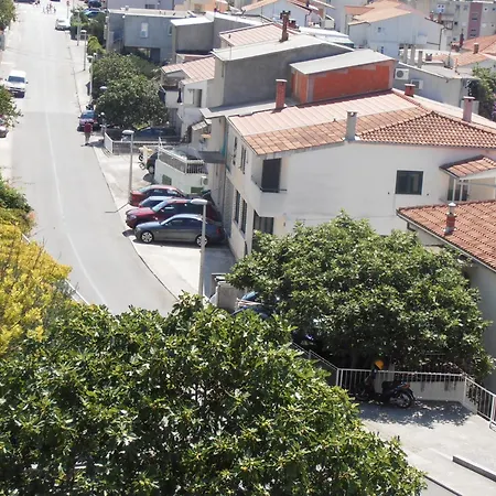 Besker Apartamento Makarska