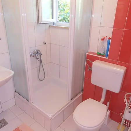 Apartment Studio Besker
