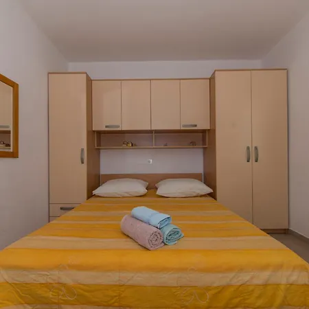 Apartment Studio Besker マカルスカ